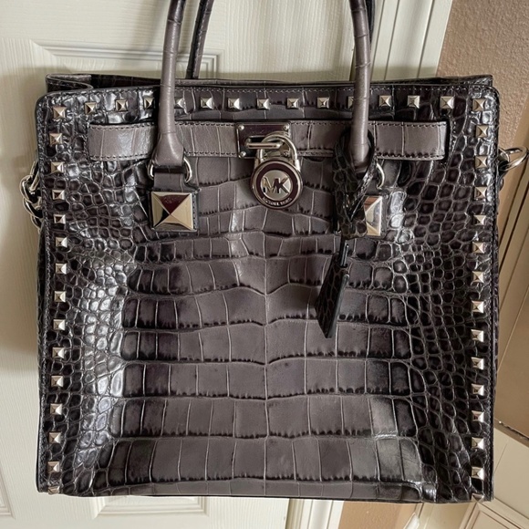 Michael Kors Handbag - Picture 1 of 3
